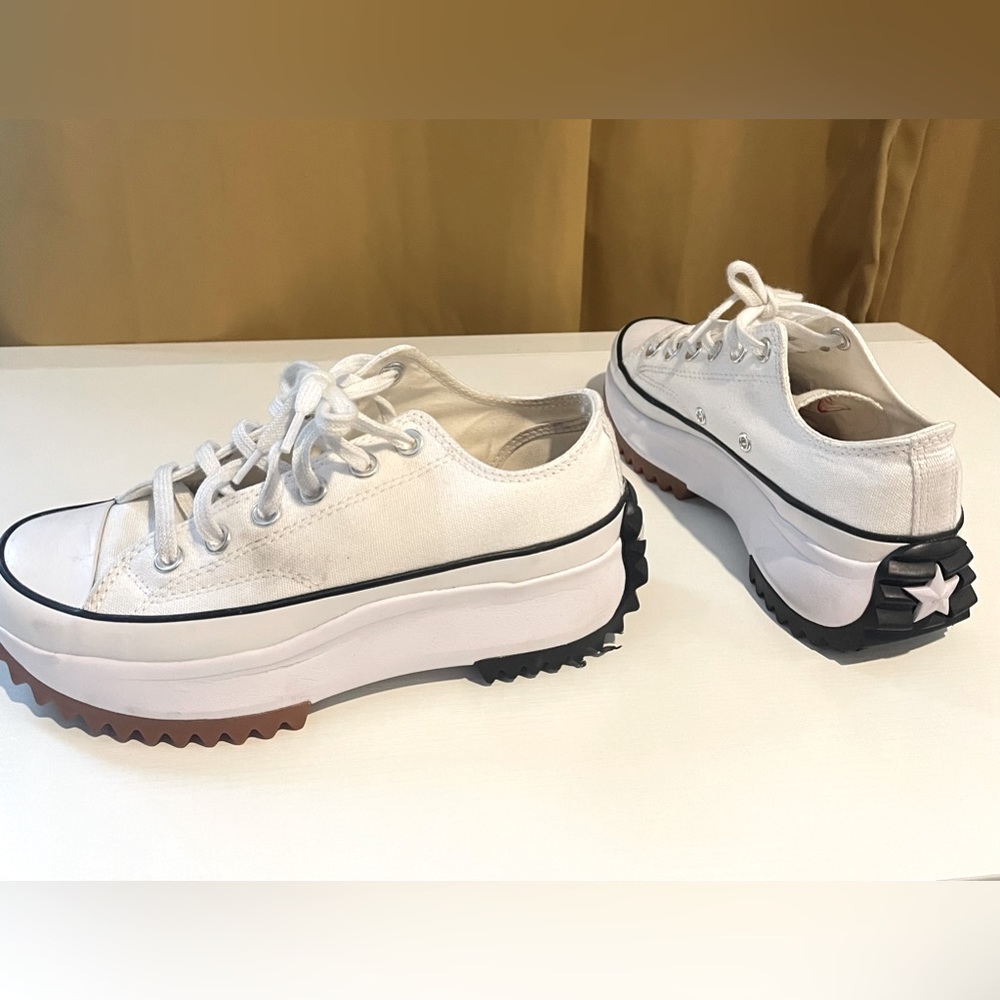 *EXCELLENT* Converse Run Star Hike Platform, only used once. Size 6.5